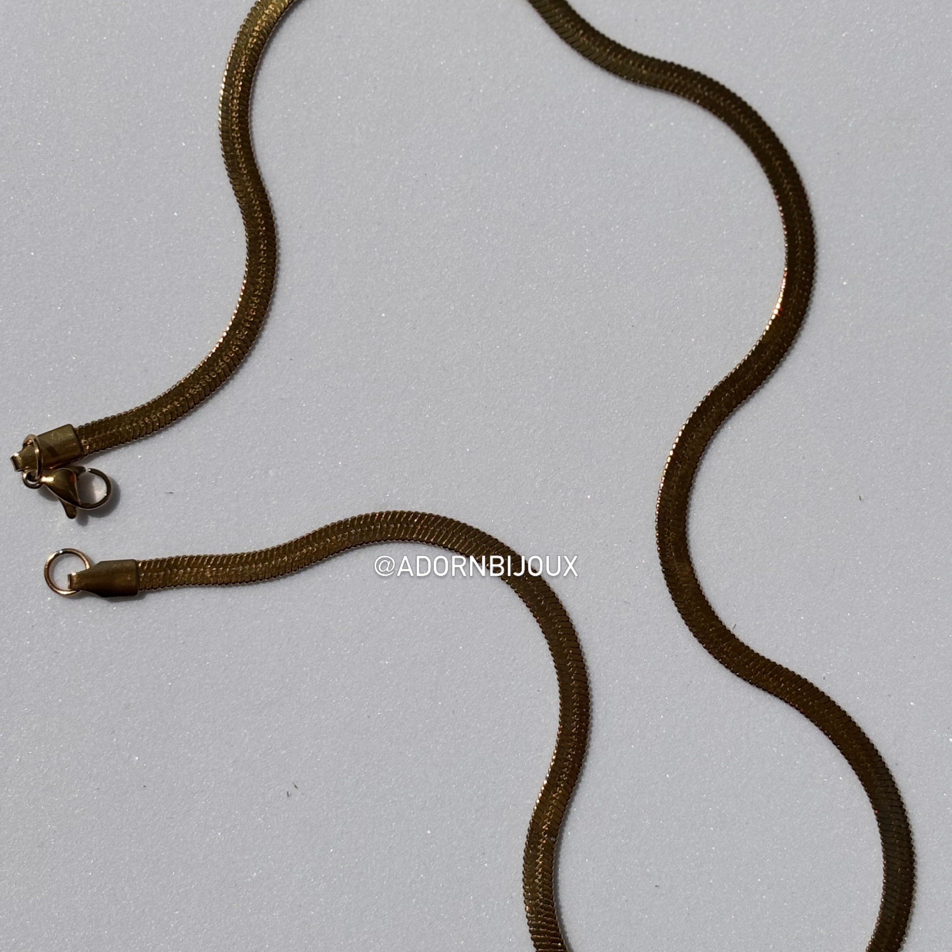 Anne snake chain