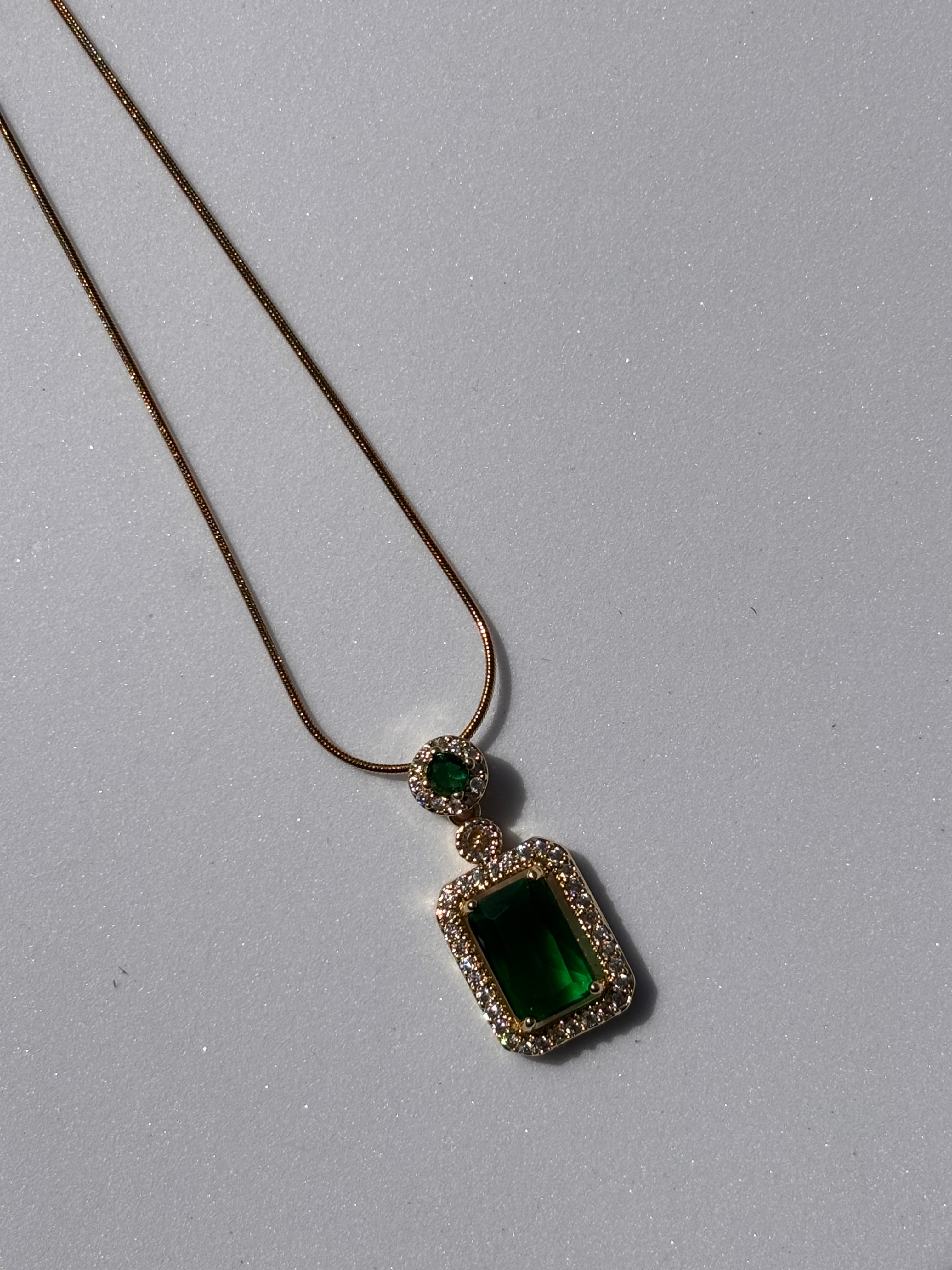 Elizabeth necklace