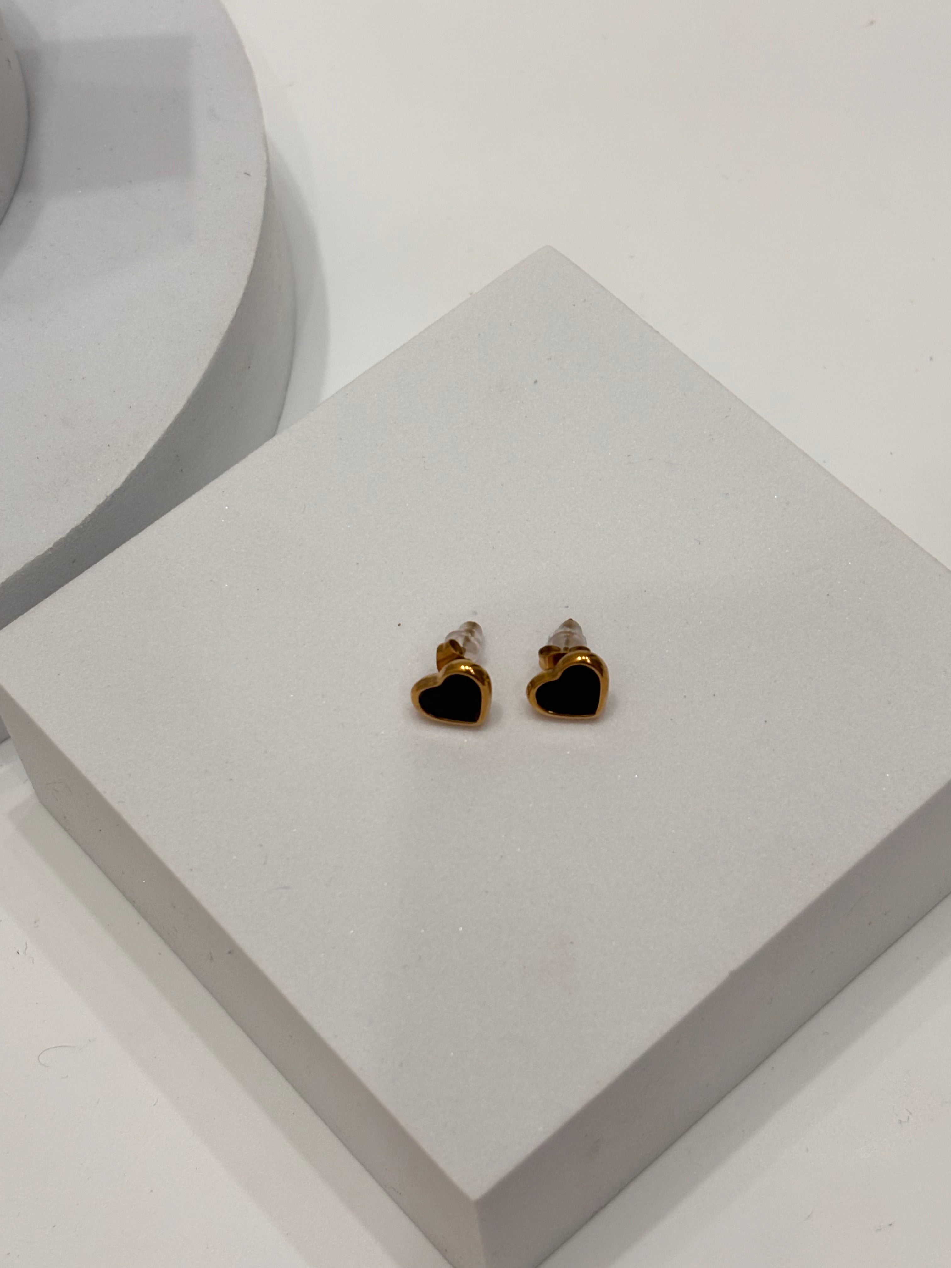Amari earrings