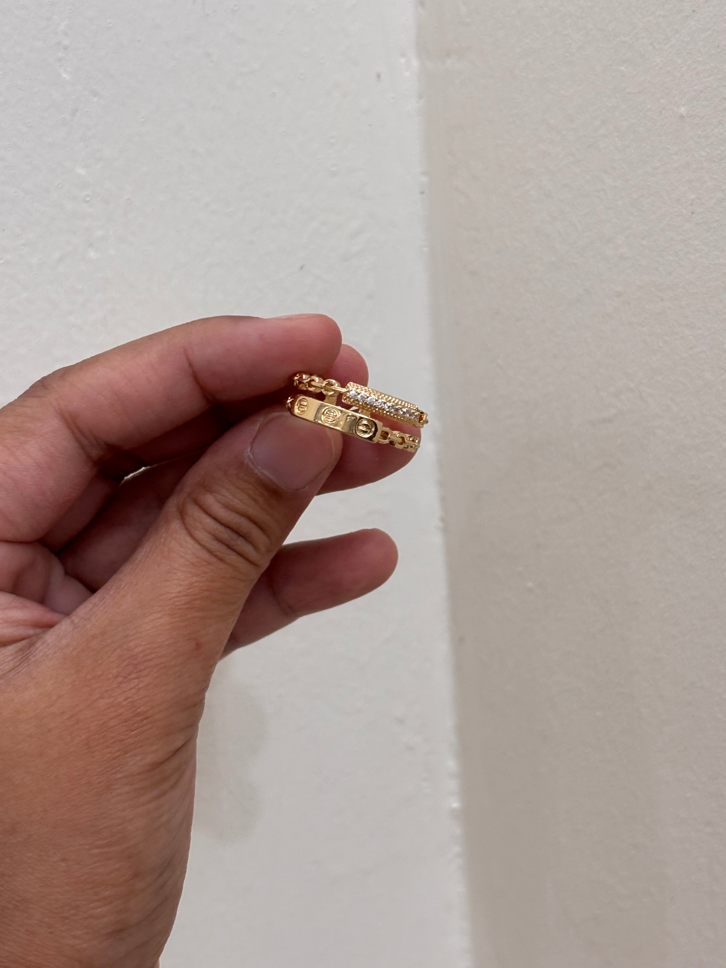 Ursula ring
