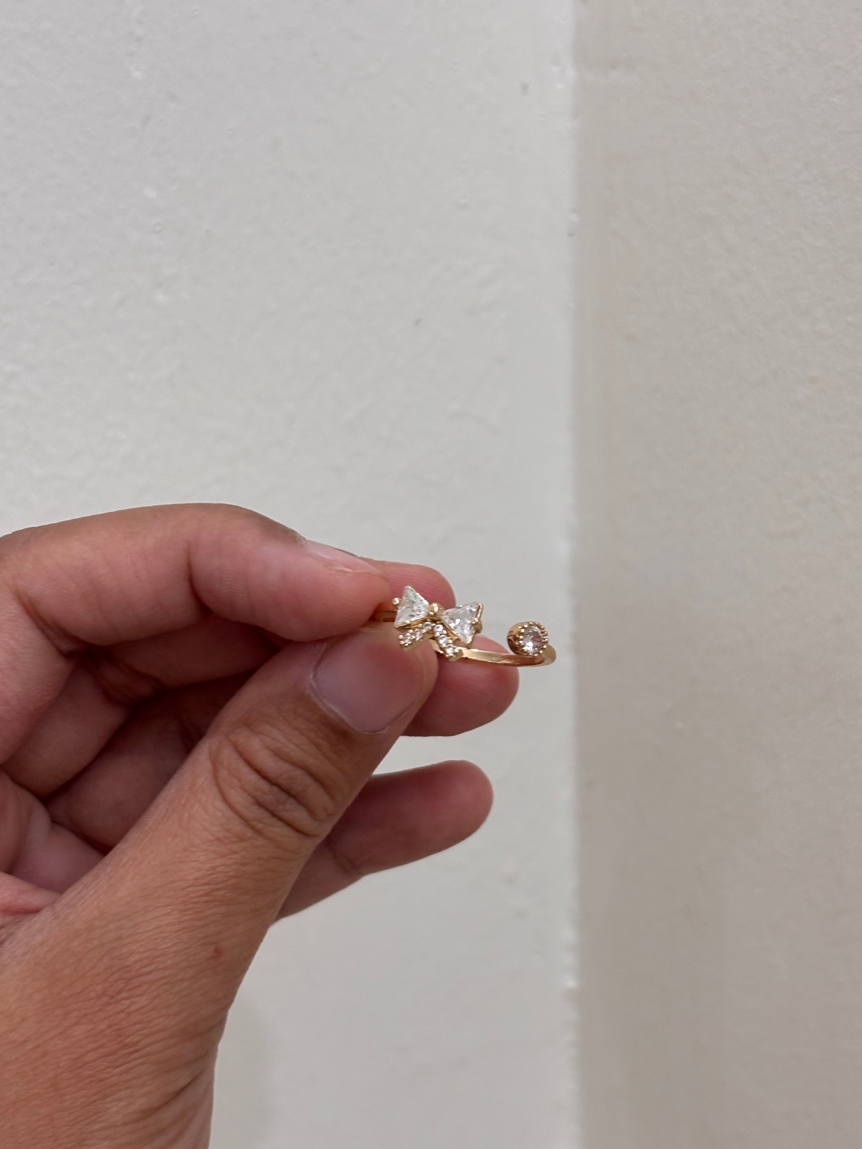 Dora ring