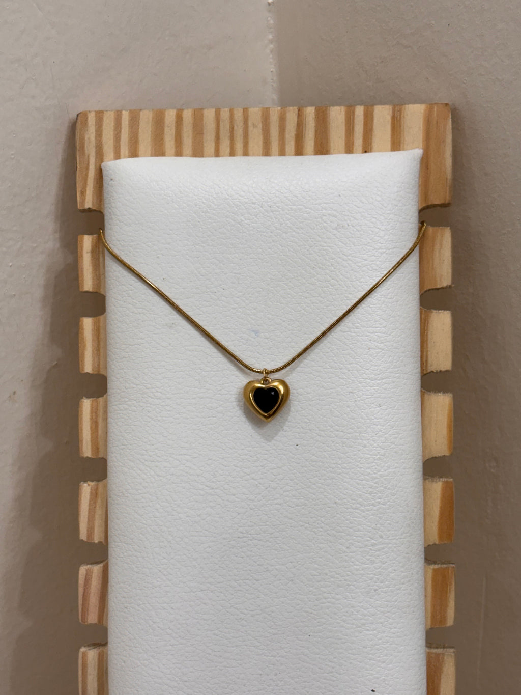 Icky necklace