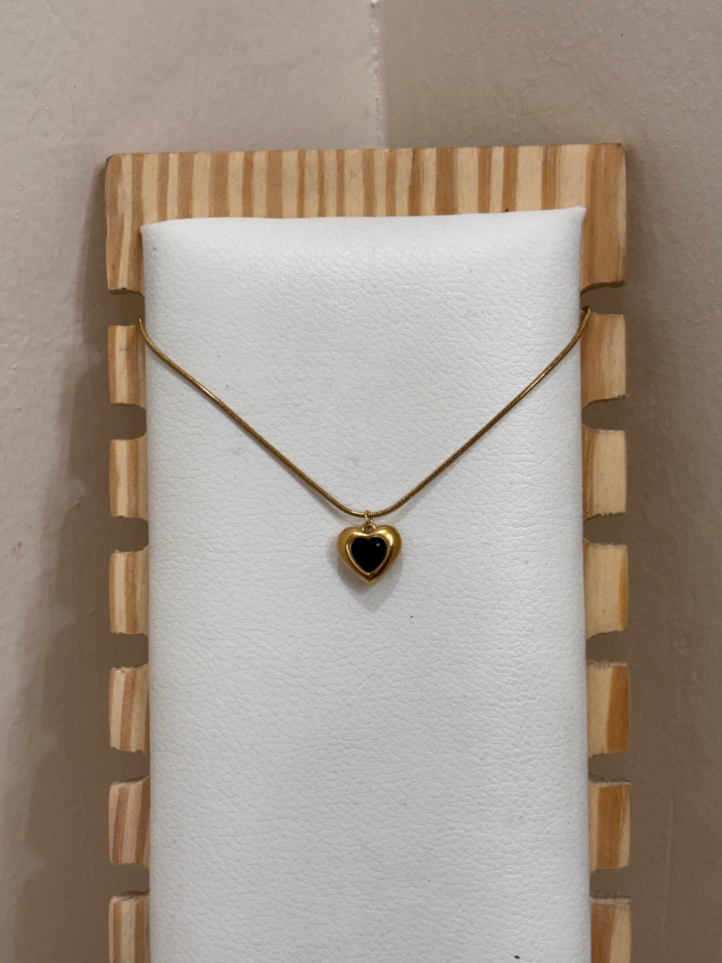 Icky necklace