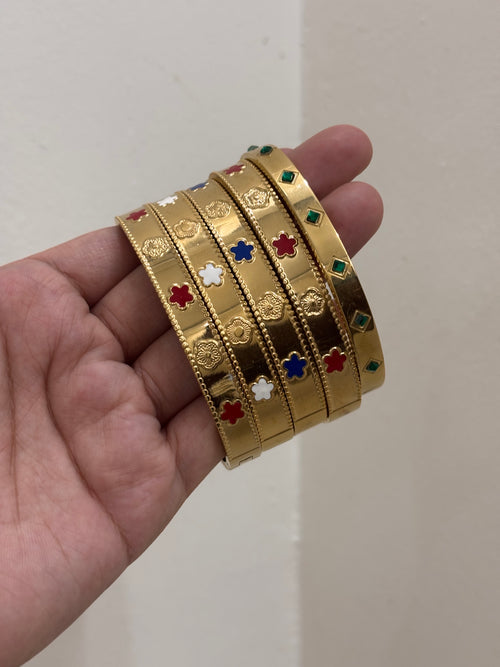 Amaze bangle cuff