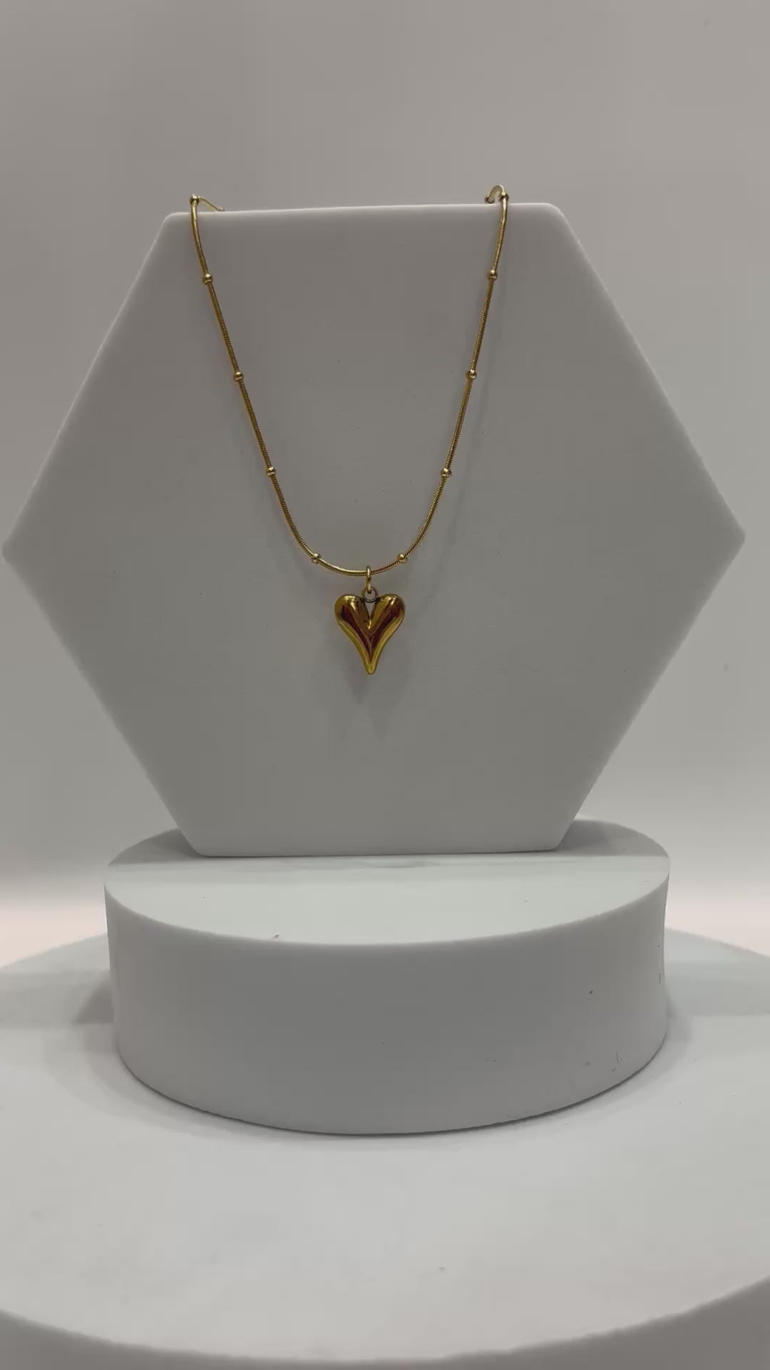 Riri necklace