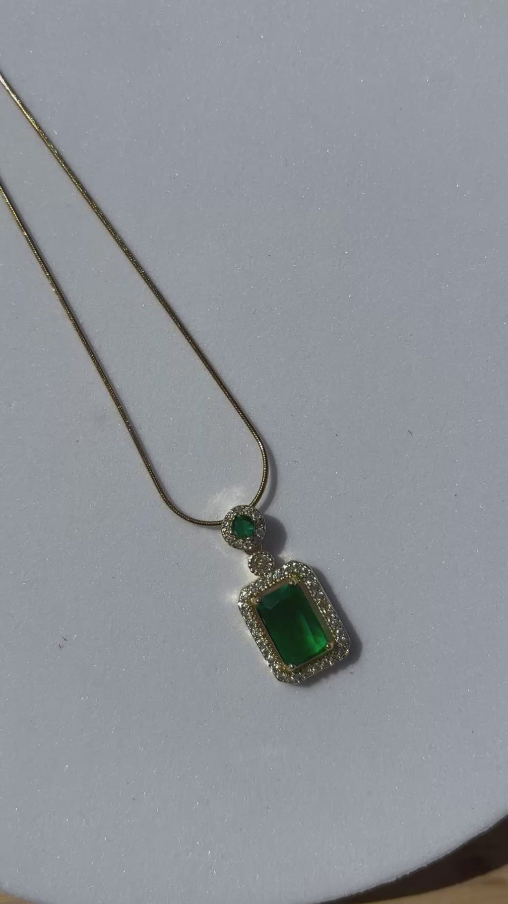 Elizabeth necklace