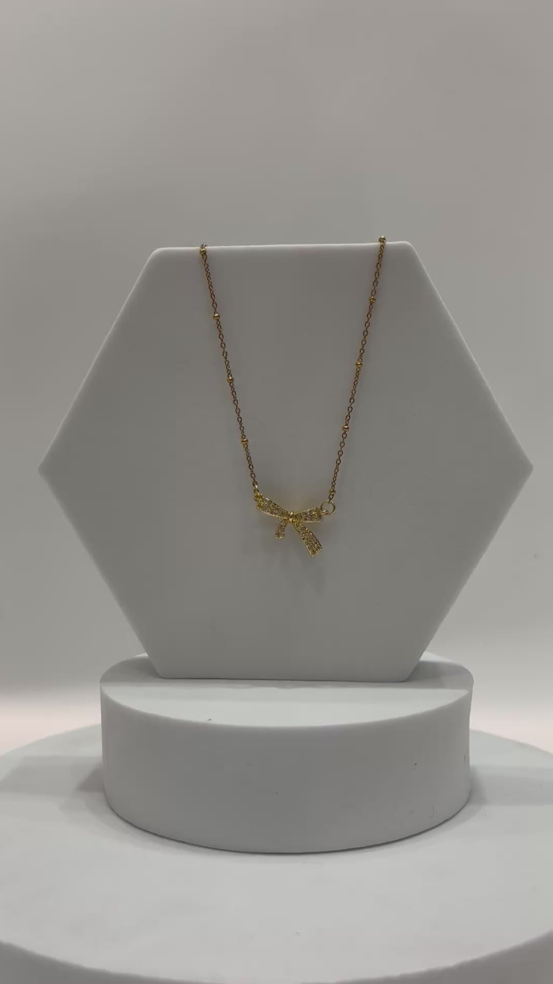Rae necklace