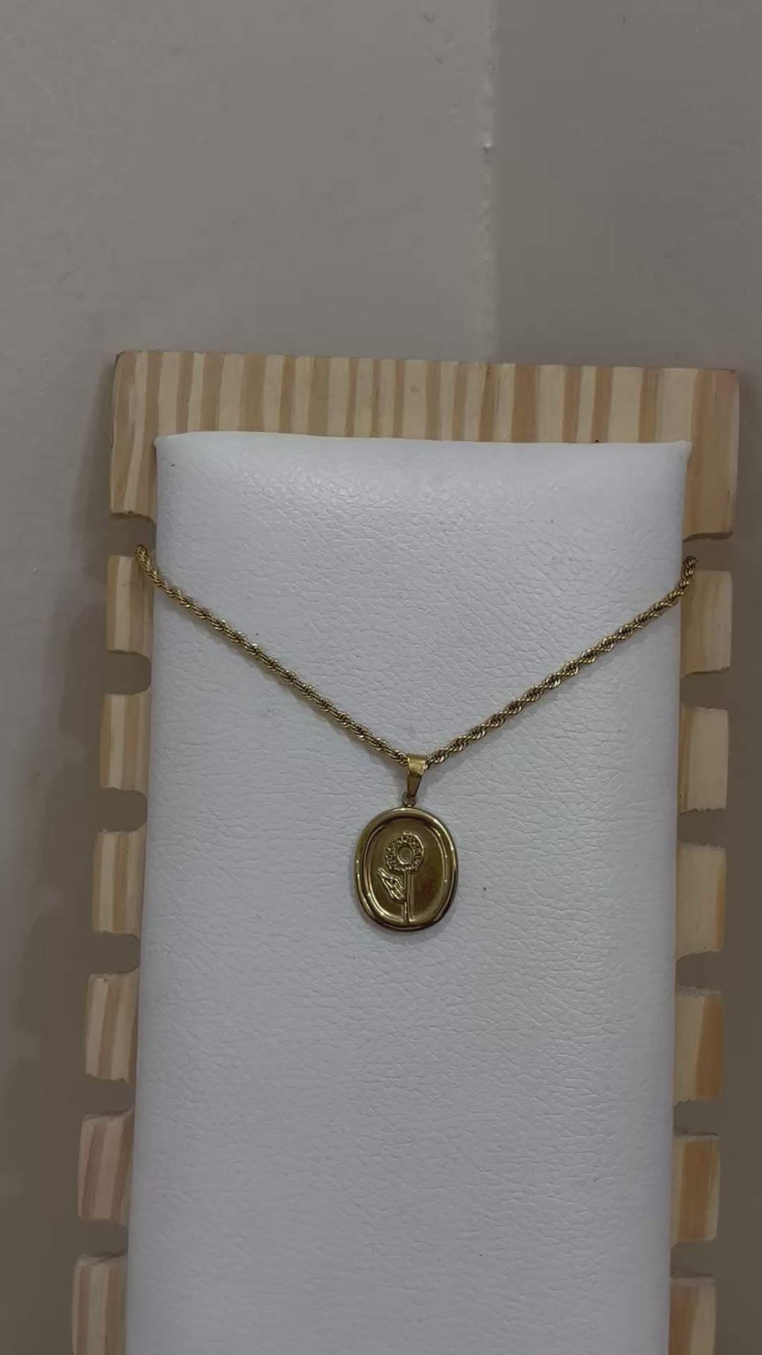 Ariel necklace