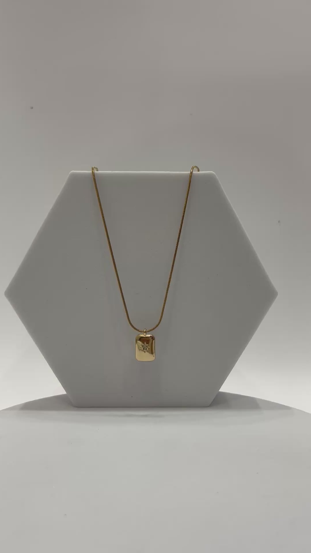 Elizabeth Necklace