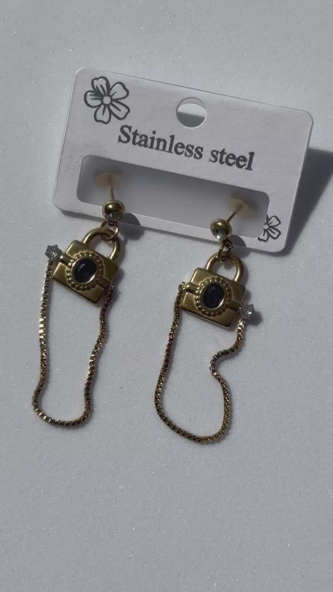 Cassie earrings